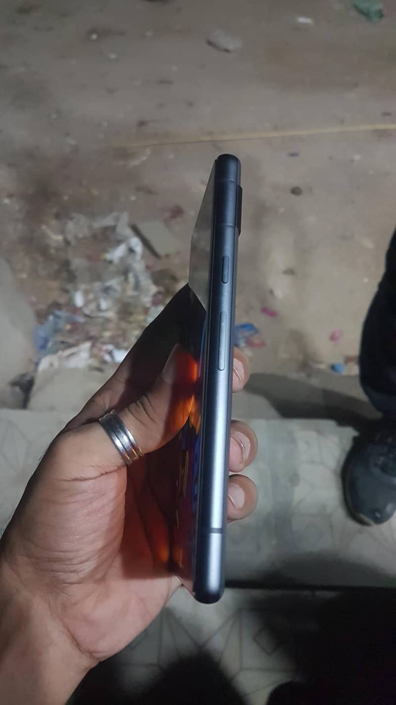 Google Pixel 7a 5