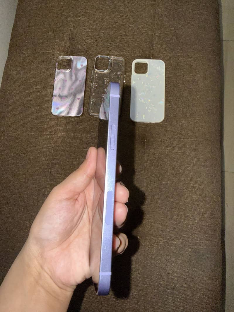 Apple iPhone 12 3