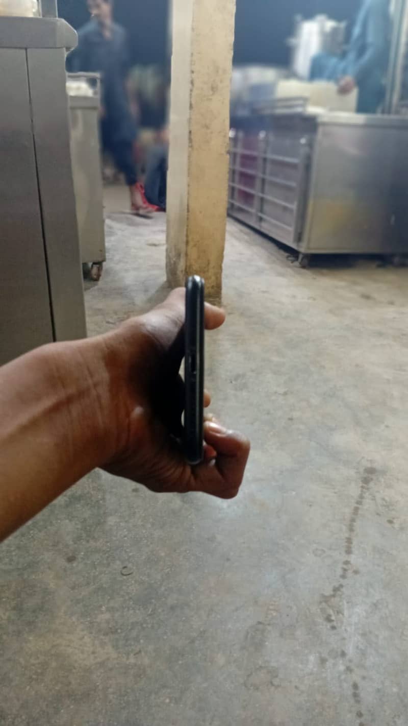Apple iPhone 7 Plus 2