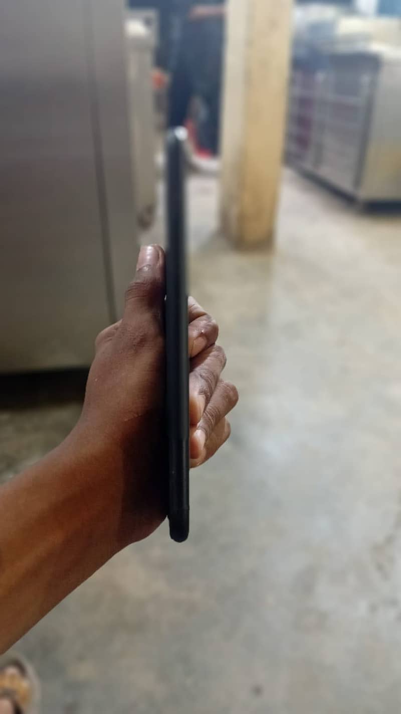 Apple iPhone 7 Plus 4