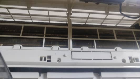 DC INVERTER AC 1.5 TON