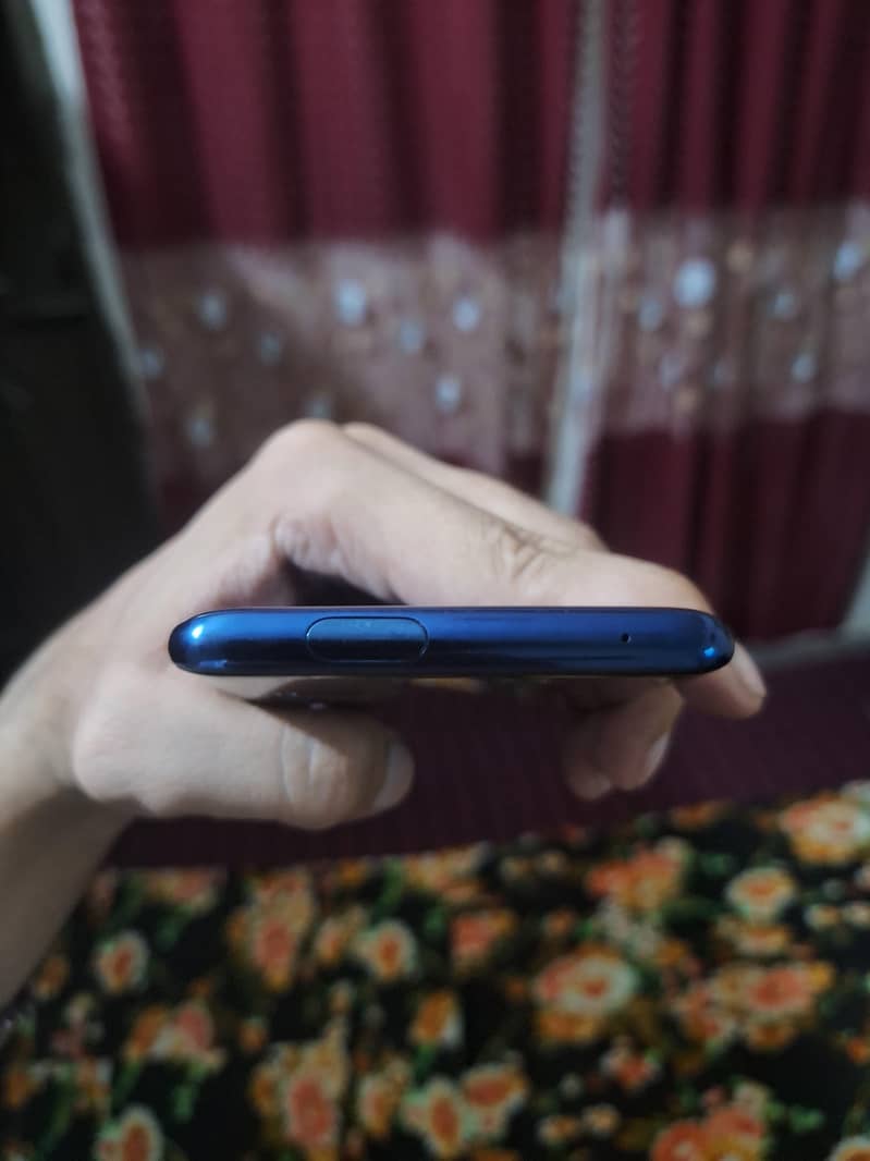 OnePlus 7pro 8.256 0
