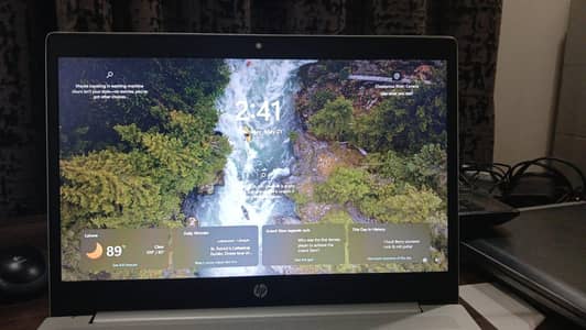 HP i5 / 8 Generation w/ SSD 256 GB