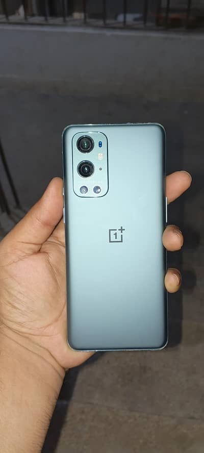 One Plus 9 Pro 12/256( read ad)