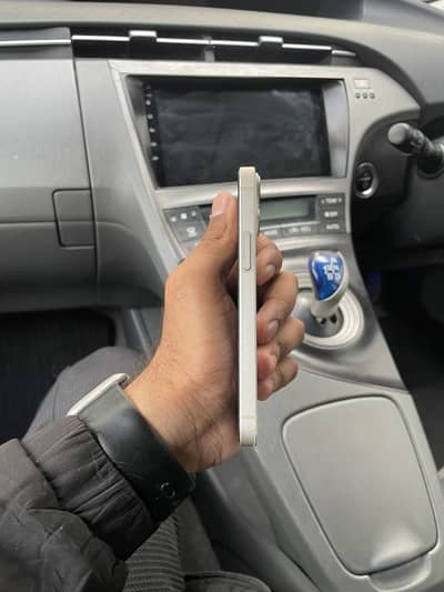 Apple iPhone 13 mini