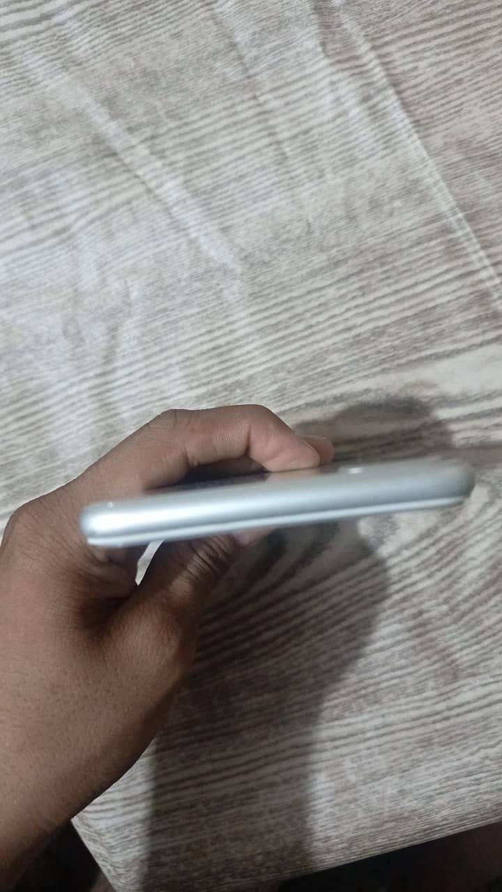 iPhone 8 Plus 5