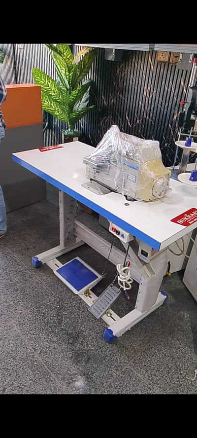 overlock machine