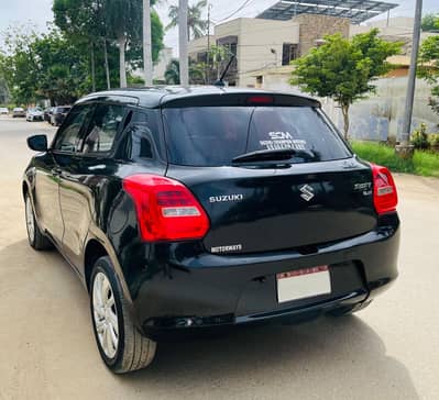 Suzuki Swift GL CVT 2022