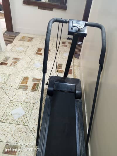 treadmill for sale in good price