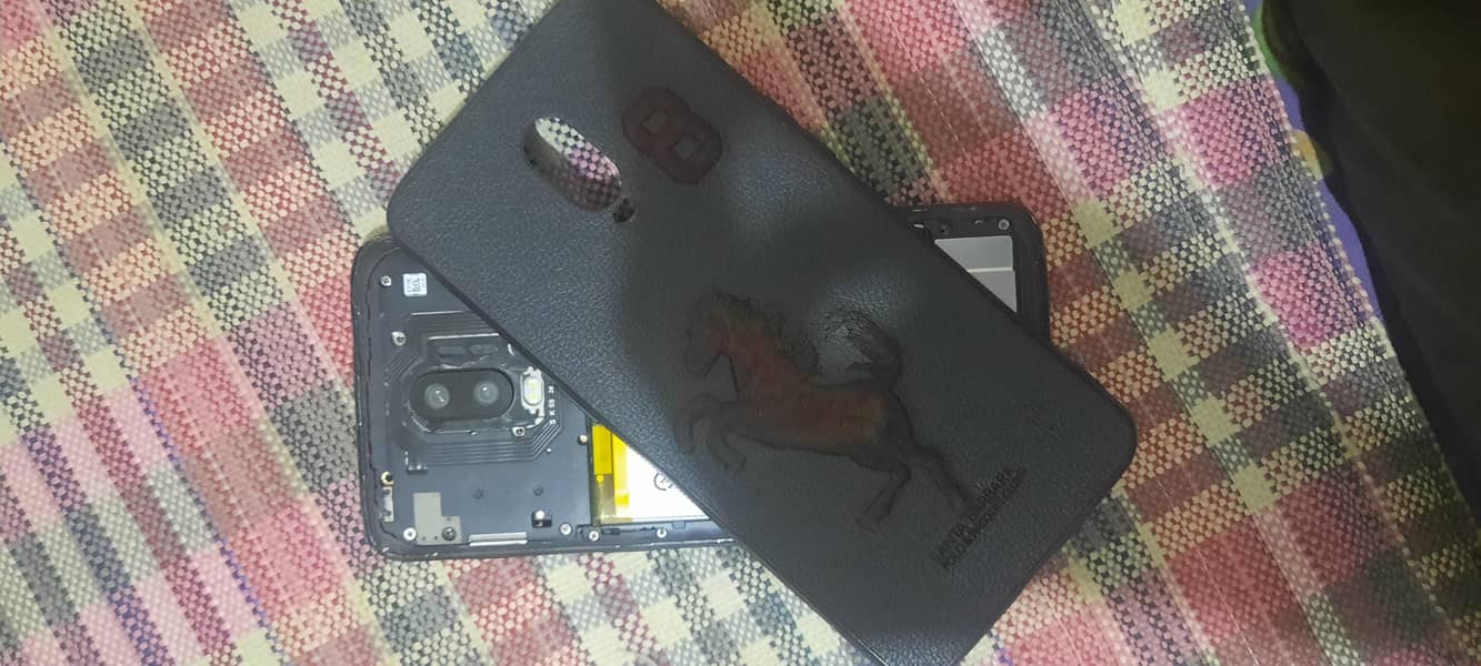 One Plus 6T 8