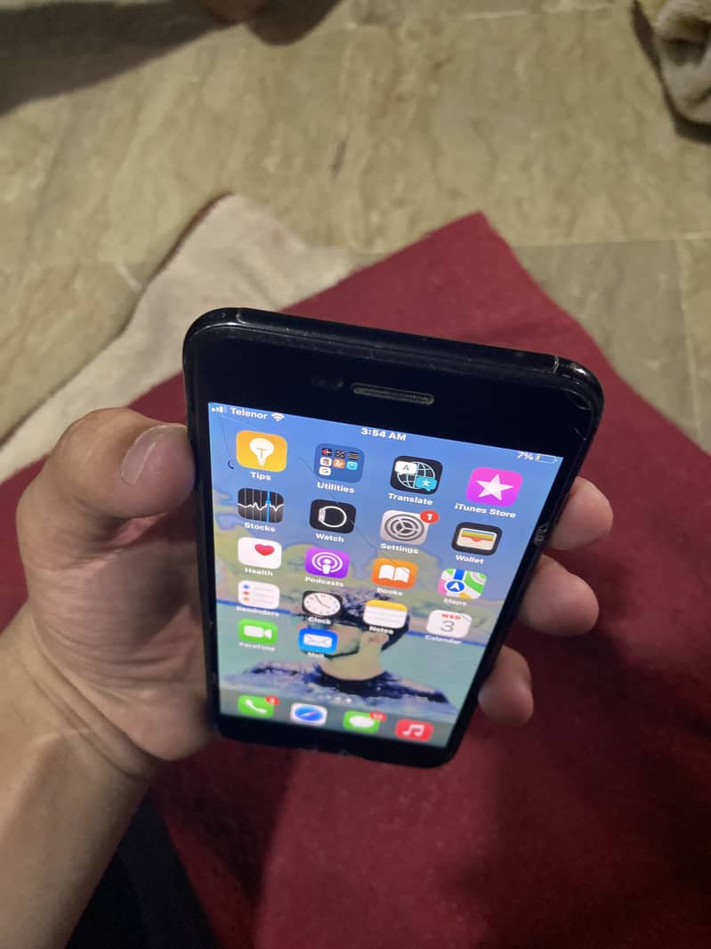 Apple iPhone 7 Plus 3