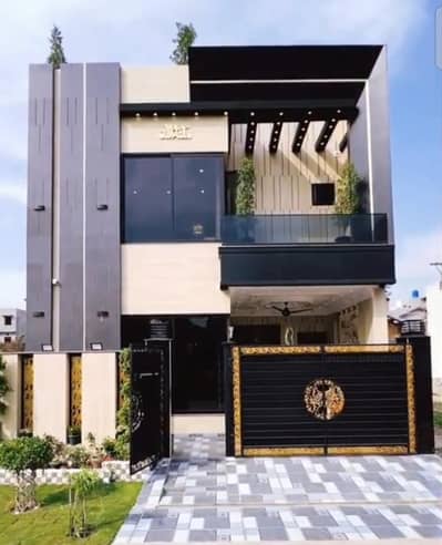 vvvip 5 Marla executive block for sale