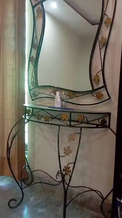 Complete Bedroom Furniture Set – Bed, Side Tables & Dressing Table