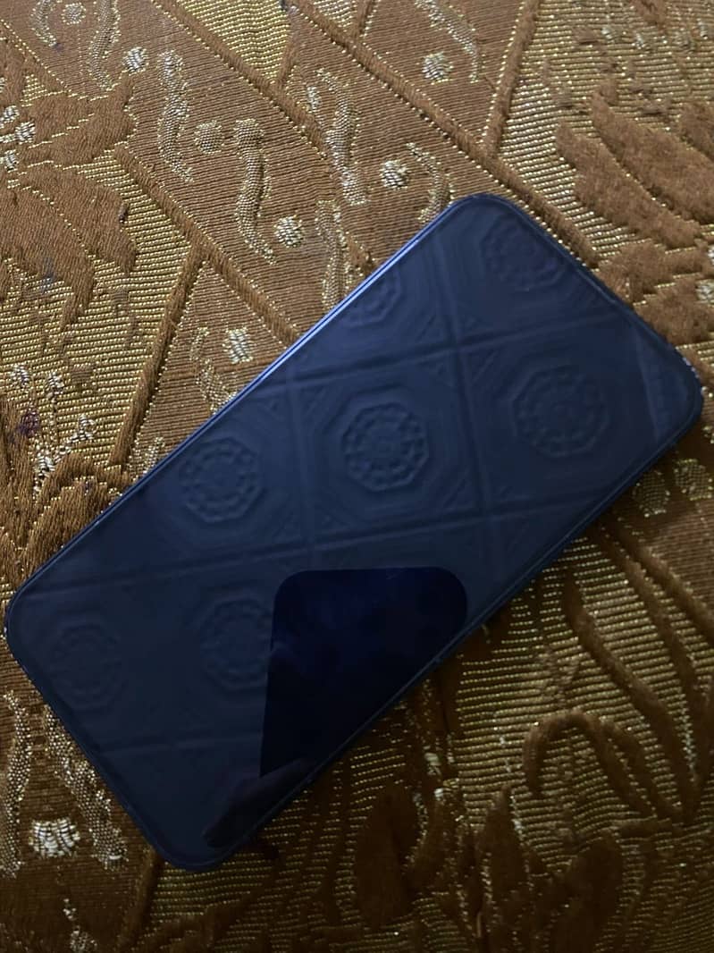 Apple iPhone 13 3