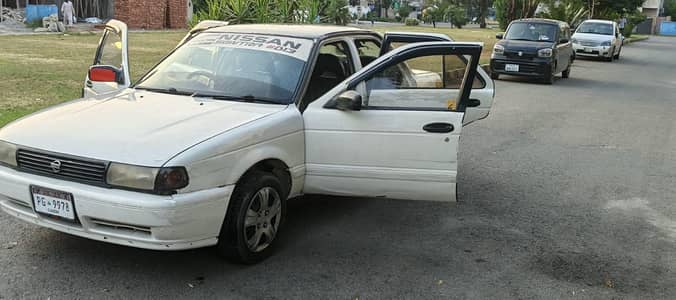 Nissan Sunny 1992