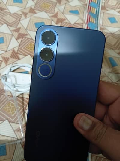 Vivo V70 FE 5G 12/256