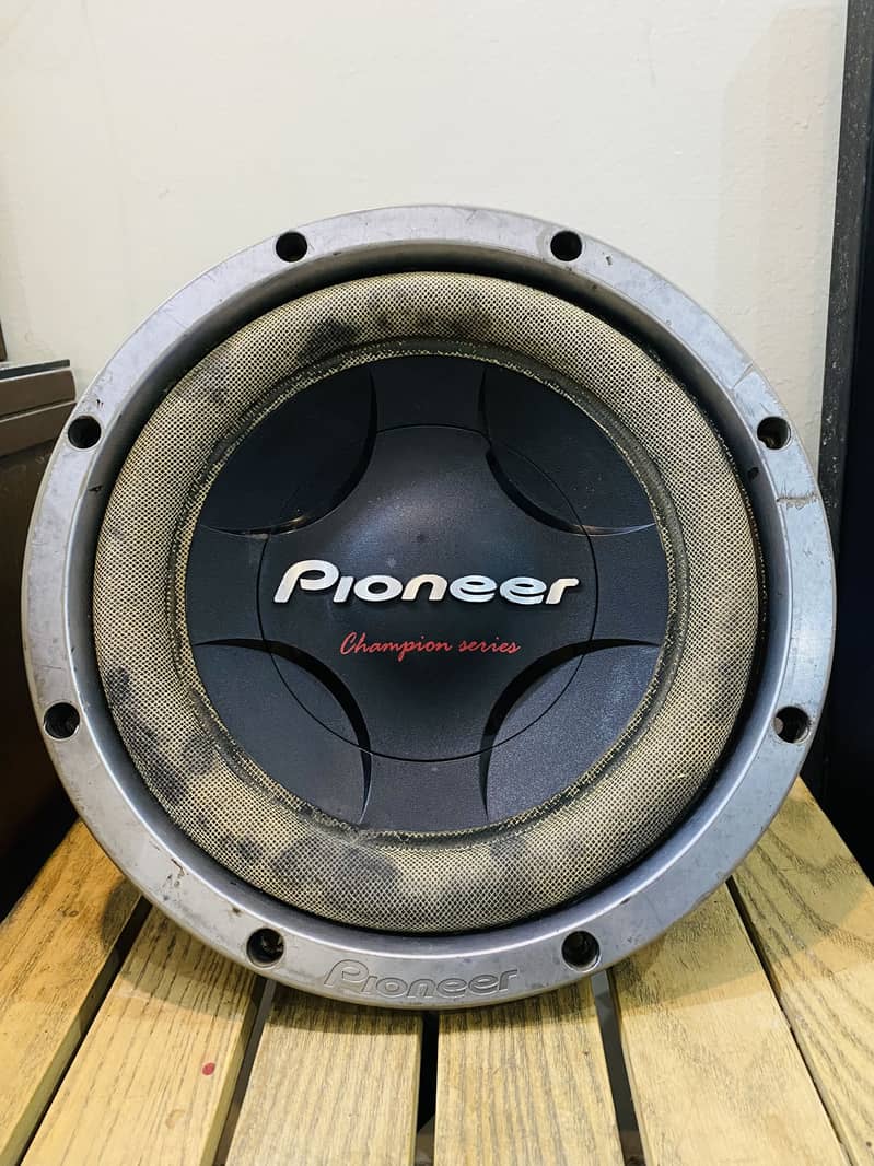 Subwoofer 0