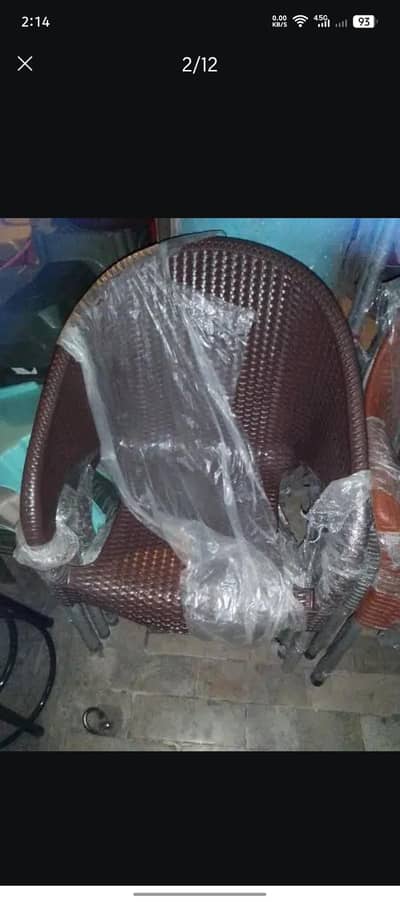 CAFE'S OUTDOOR GARDEN PLASTIC CHAIRS TABLE AVAILABLE FOR SALE