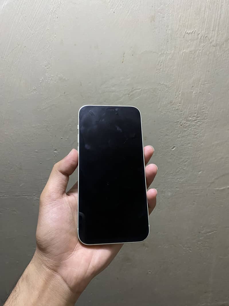 Apple iPhone 12 5
