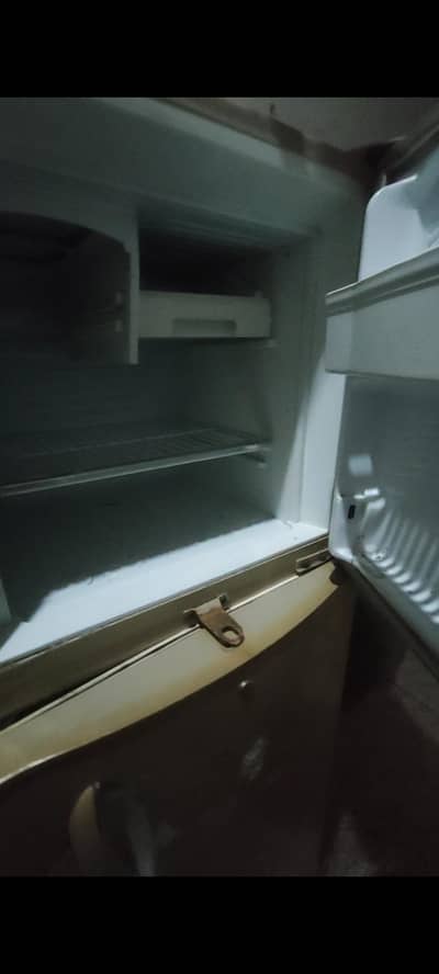 waves fridge used condition