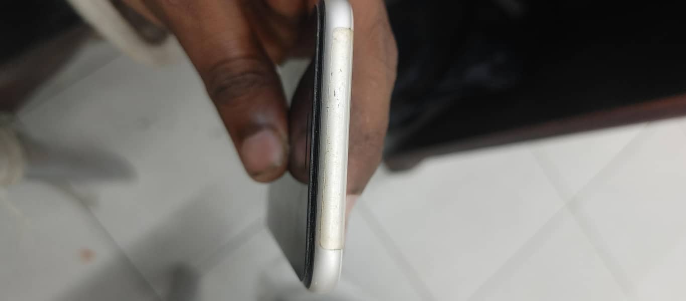 Apple iPhone SE 1