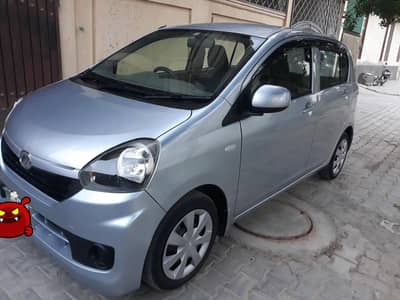 HOME USED FIRST OWNER TOTAL GANINE CAR.