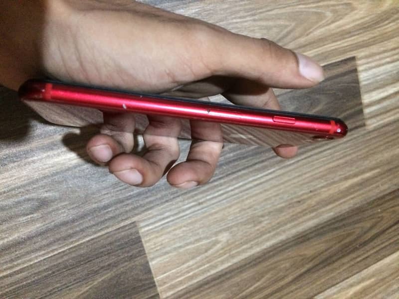Apple iPhone 8 5