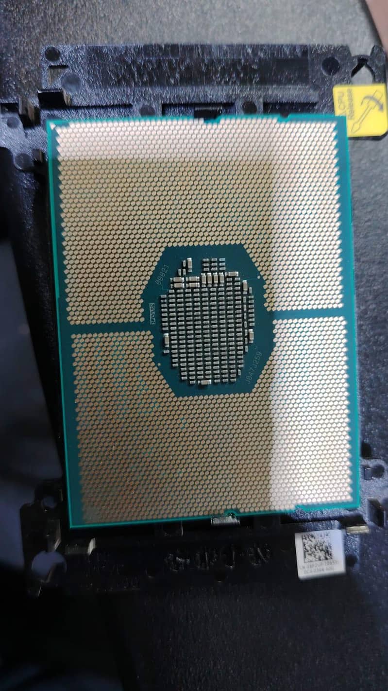 intel xeon silver 4215r processor 1
