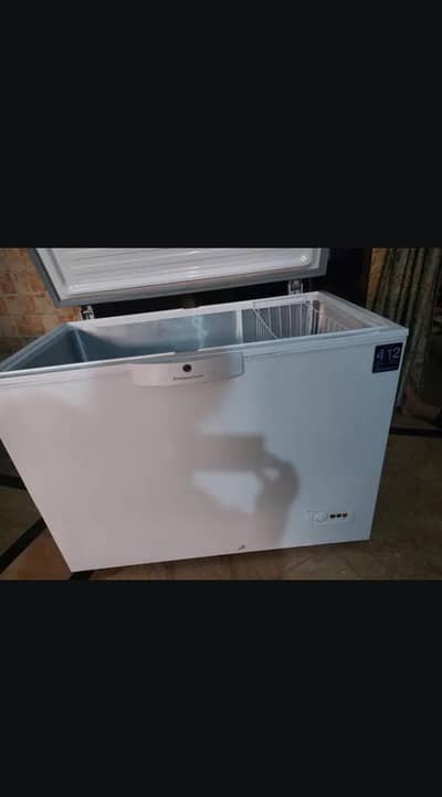 Dawlance Deep Freezer inverter