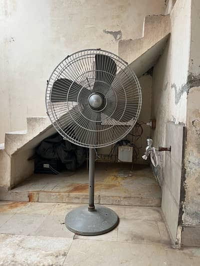 Pedestal Fan for sale