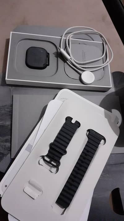 Apple Watch Ultra 2.49mm Titanium Black x Black Ocean Straps