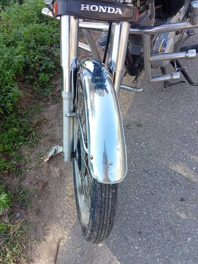 13 Model 125