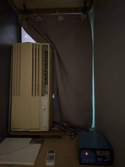 Urgent Sale | Corona Japan 110V Window AC | Remote+Converter Included