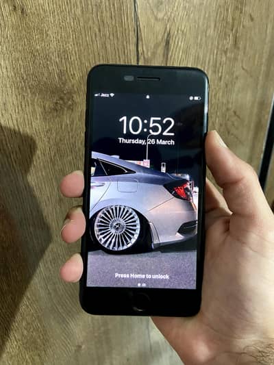 Iphone 7 Plus (128gb) PTA 7 days Warranty, Total Geniun, waterpack