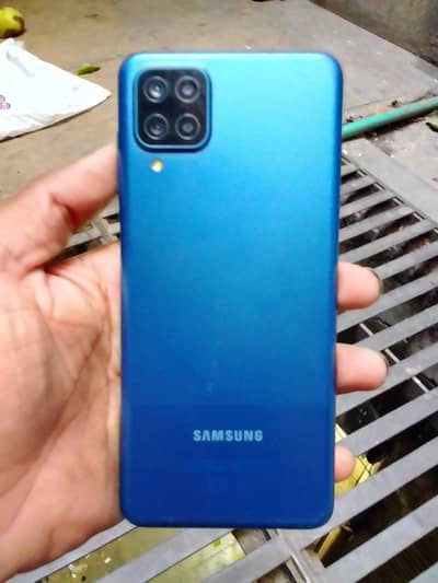 Samsung Mobile A12 4gb 64gb with box charger sale exchange