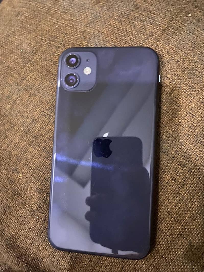 Apple iPhone 11 7