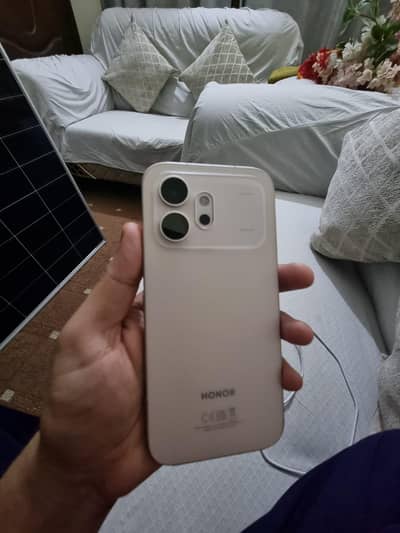 Honor 600 8/256 GB