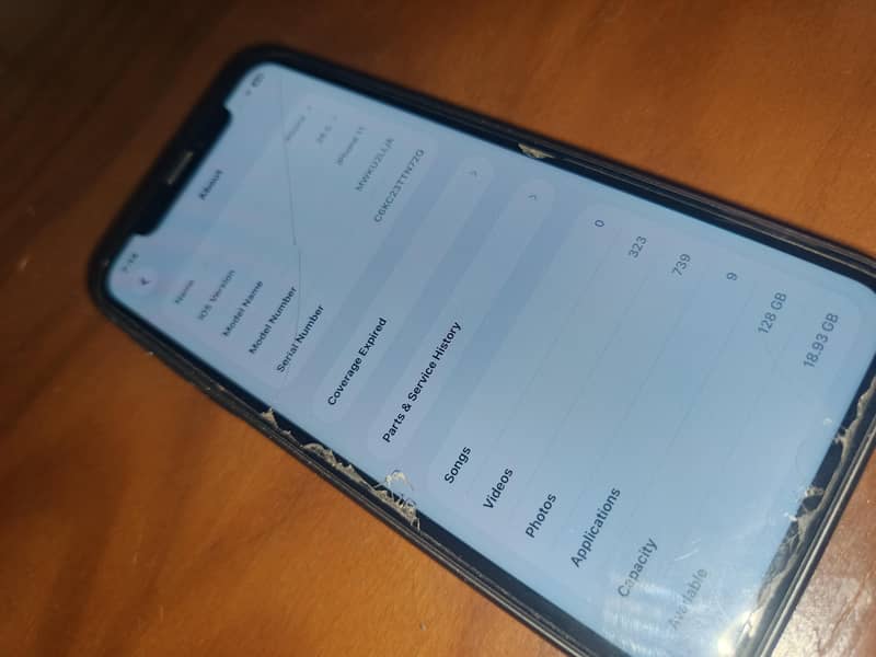 Apple iPhone 11 4