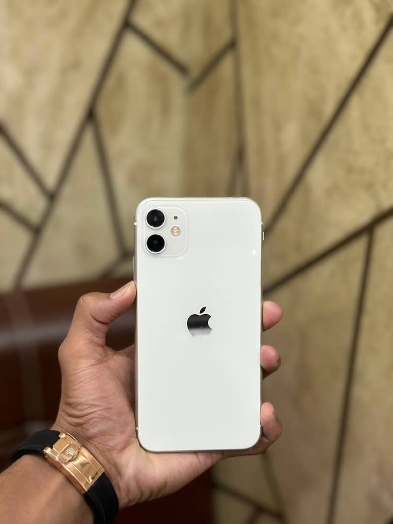 Apple iPhone 11 0