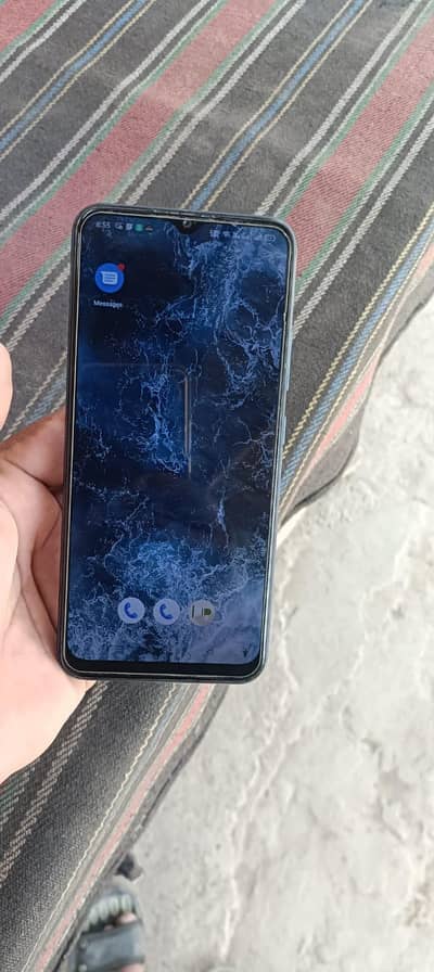 Realme C12