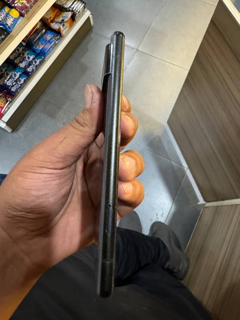 Google Pixel 6 5