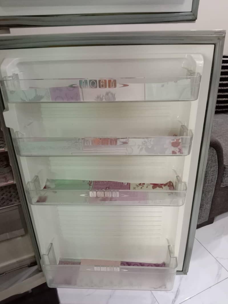 refrigerator 3