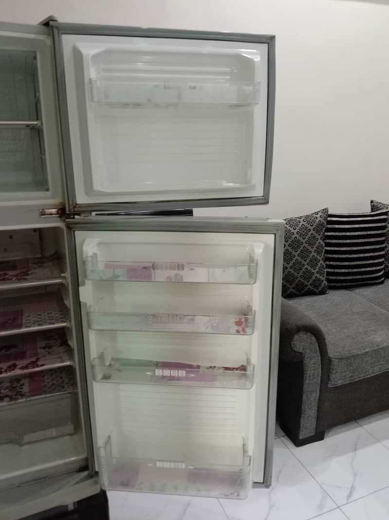 refrigerator 4