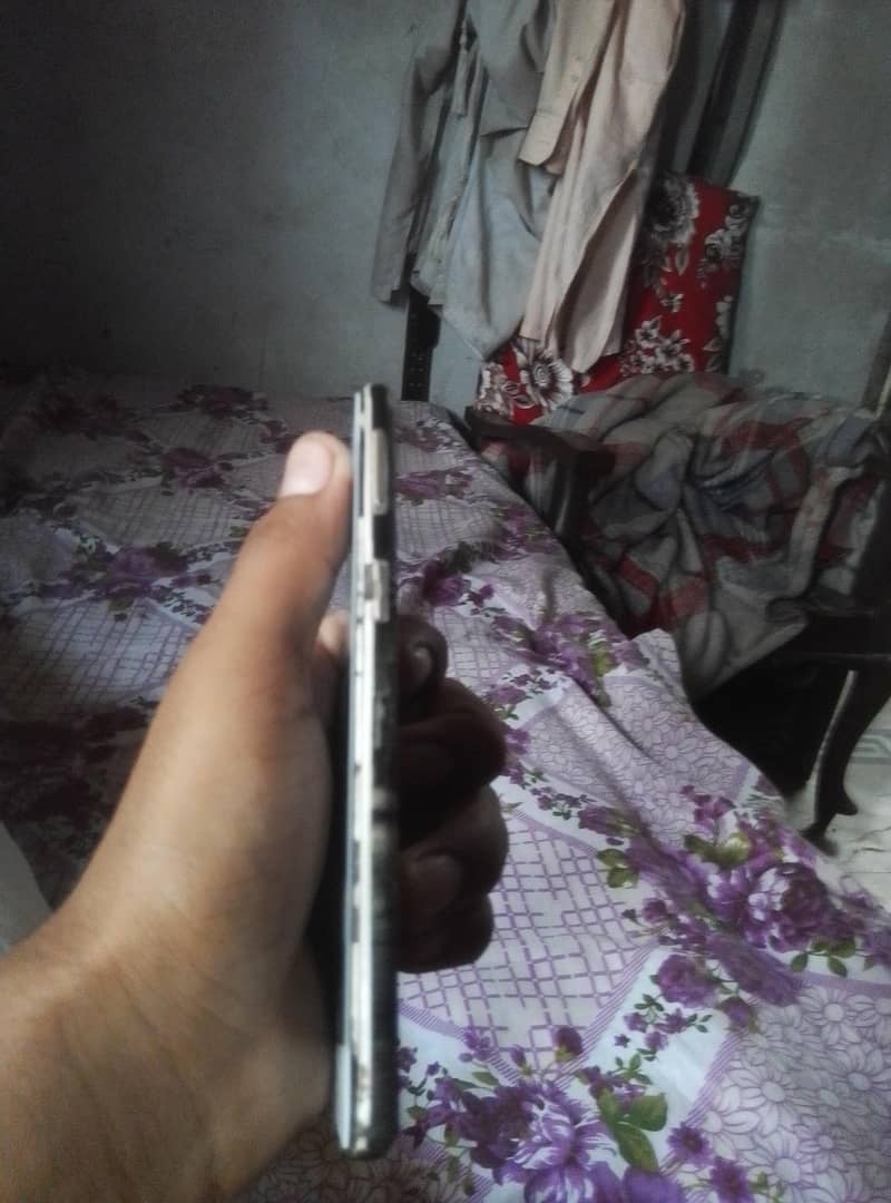 OPPO A37 2