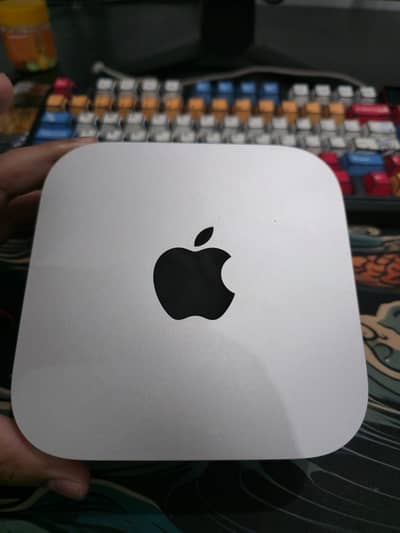Apple Mac Mini M4 with Apple magic keyboard