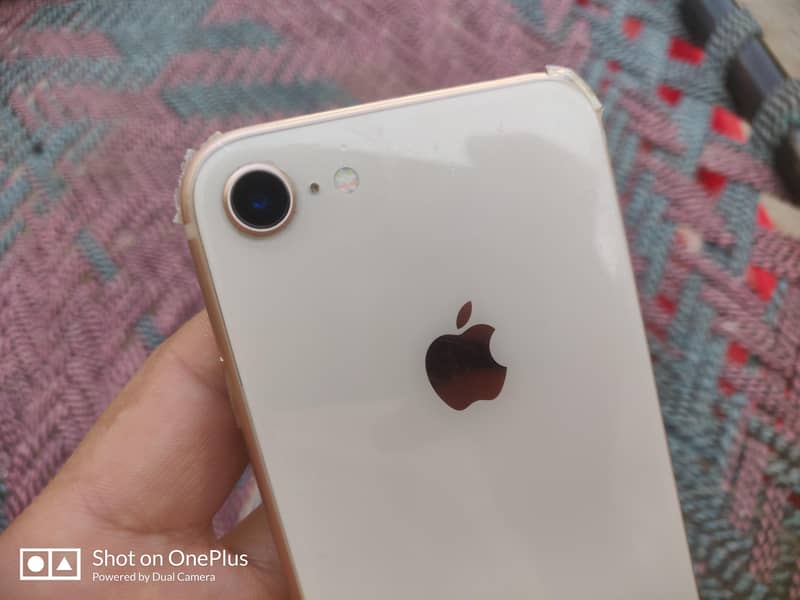 Apple iPhone 8 2