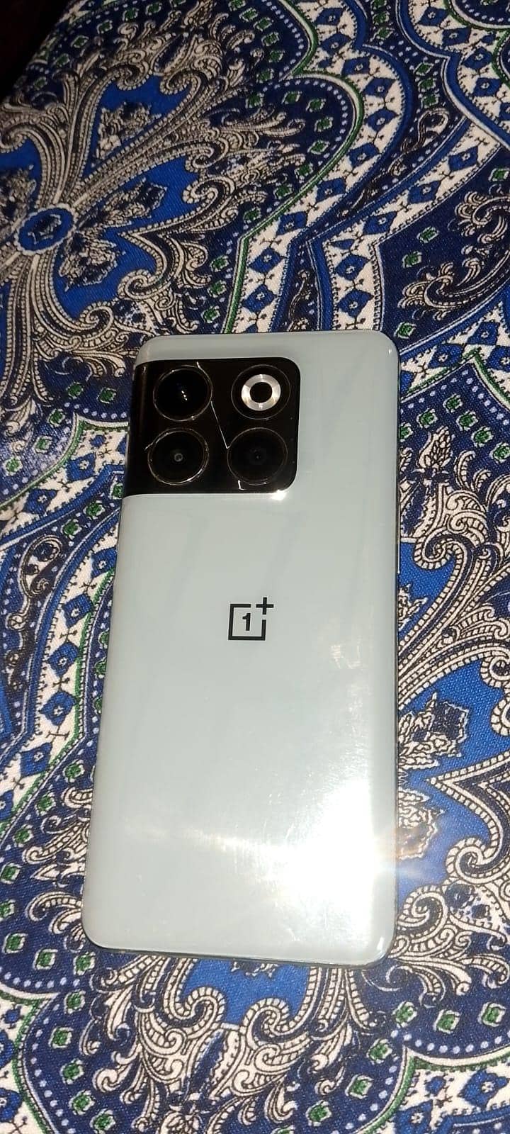 One Plus 10T 1