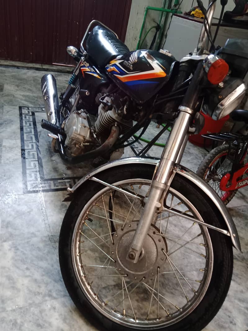Honda CG 125 Black – Model 2017 | Registered 2018 0