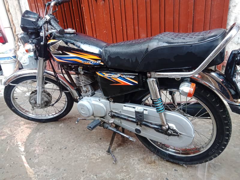 Honda CG 125 Black – Model 2017 | Registered 2018 6
