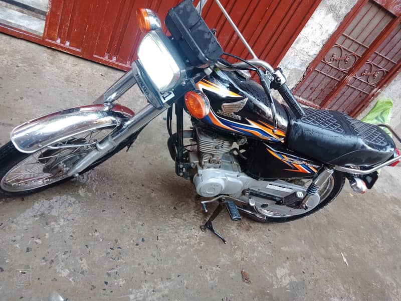 Honda CG 125 Black – Model 2017 | Registered 2018 8